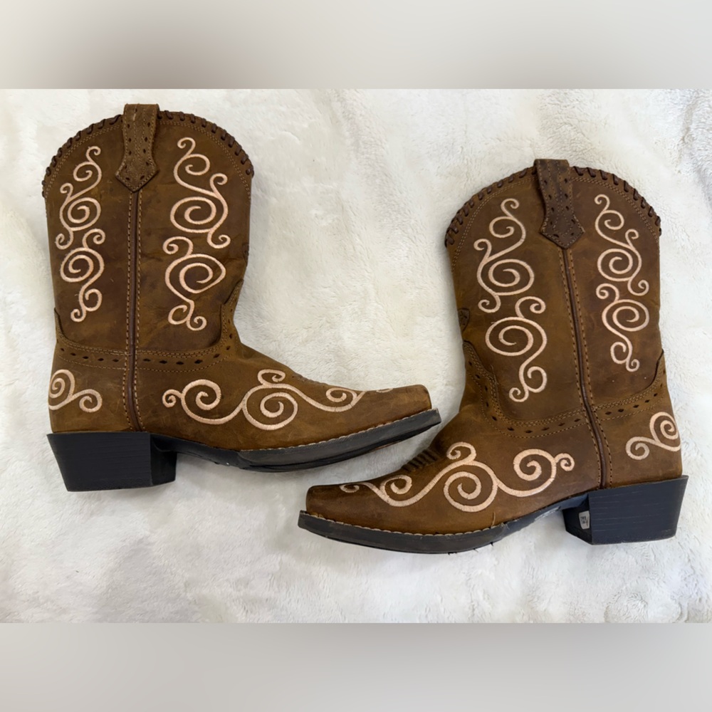 Ariat Girls Boots - Picture 6 of 9